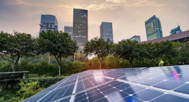 How Commercial Solar Energy Helps Businesses Plan for the Future